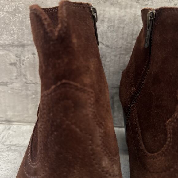 Frye Brown Suede Ankle Boots Cowboy Heeled Pointed Toe Zip Used Women's Size 6.5 - Picture 8 of 16